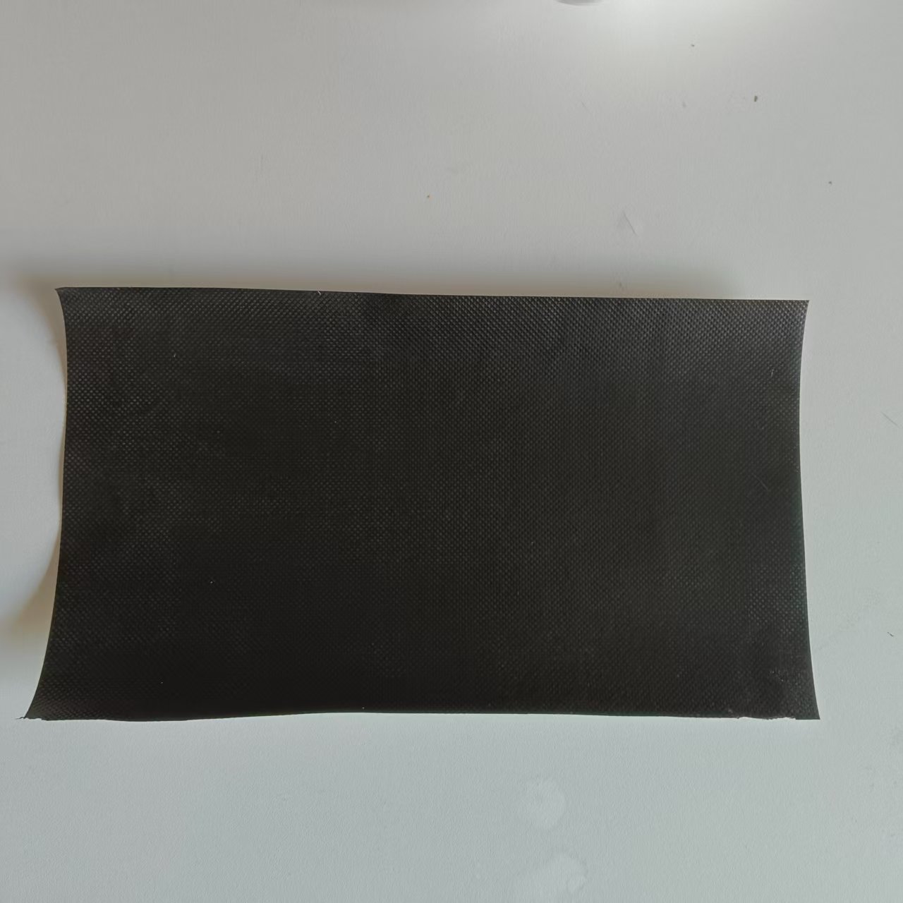 <strong>滲碳纖維布火箭發(fā)動機噴管隔熱層抗原子氧侵蝕應(yīng)用案例</strong>